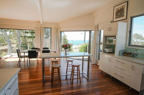 Valla's Beach House - Accommodation in Surfers Paradise 11