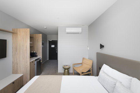 Abode Murrumbateman - Accommodation in Surfers Paradise 16