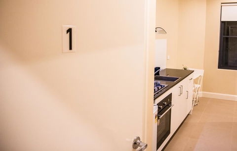 T&M HOUSE - Accommodation in Surfers Paradise 23