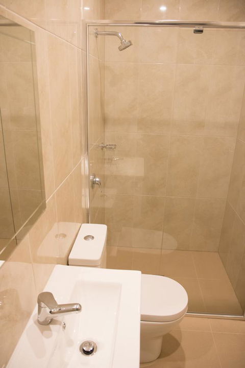 T&M HOUSE - Accommodation in Surfers Paradise 28