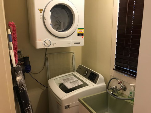 Jadan Cottages - Accommodation in Surfers Paradise 37