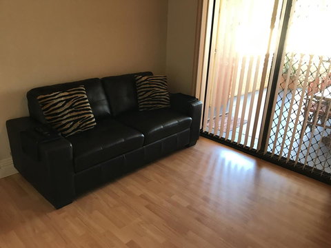 Jadan Cottages - Accommodation in Surfers Paradise 11