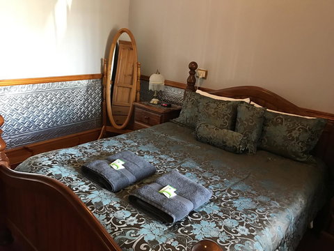 Jadan Cottages - Accommodation in Surfers Paradise 5