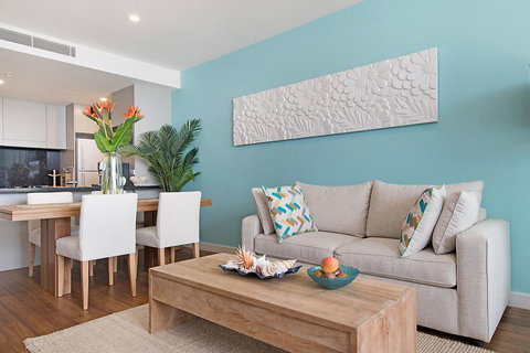 Arena Luxury Beachfront Apartment - Accommodation in Surfers Paradise 34