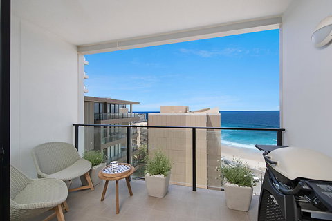 Arena Luxury Beachfront Apartment - Accommodation in Surfers Paradise 14