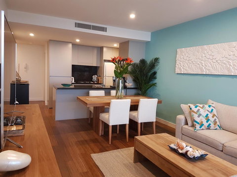 Arena Luxury Beachfront Apartment - Accommodation in Surfers Paradise 39
