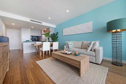 Arena Luxury Beachfront Apartment - Accommodation in Surfers Paradise 41