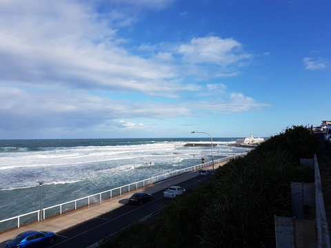 Arena Luxury Beachfront Apartment - Accommodation in Surfers Paradise 38