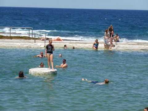 Arena Luxury Beachfront Apartment - Accommodation in Surfers Paradise 33