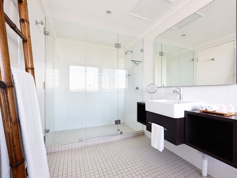 Hotel Urban St Leonards - Accommodation in Surfers Paradise 17