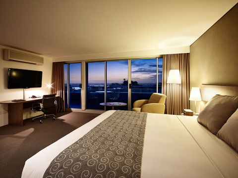 Hotel Urban St Leonards - Accommodation in Surfers Paradise 4