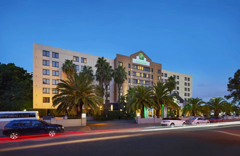 Holiday Inn Parramatta, An IHG Hotel - Accommodation in Surfers Paradise 9