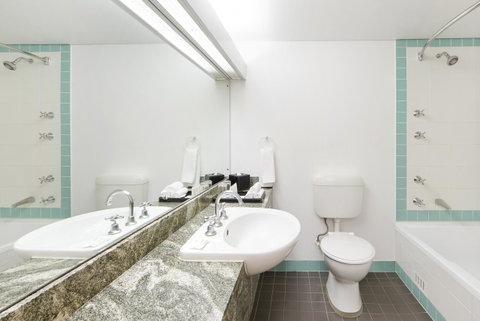 Holiday Inn Parramatta, An IHG Hotel - Accommodation in Surfers Paradise 7