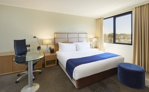 Holiday Inn Parramatta, An IHG Hotel - Accommodation in Surfers Paradise 3