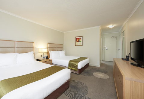 Holiday Inn Parramatta, An IHG Hotel - Accommodation in Surfers Paradise 2