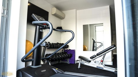 Crown On Darby Newcastle - Accommodation in Surfers Paradise 16