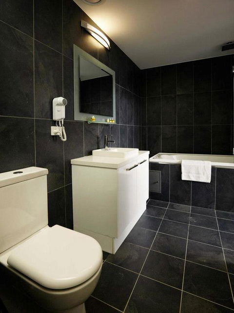 Crown On Darby Newcastle - Accommodation in Surfers Paradise 25