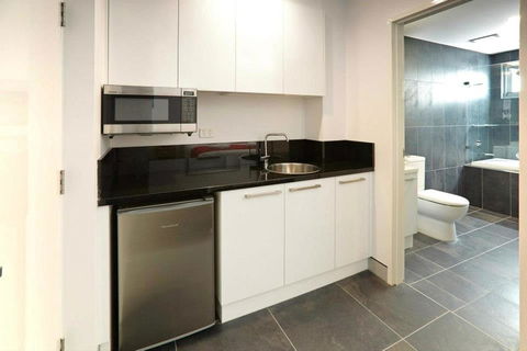 Crown On Darby Newcastle - Accommodation in Surfers Paradise 34