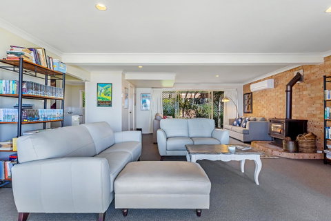 Foreshore Drive, 123, Sandranch - Accommodation in Surfers Paradise 3