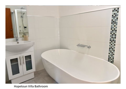 Hopetoun Villa - Accommodation in Surfers Paradise 6