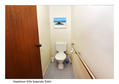 Hopetoun Villa - Accommodation in Surfers Paradise 4