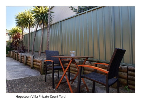 Hopetoun Villa - Accommodation in Surfers Paradise 3