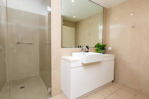 The Penthouse - Accommodation in Surfers Paradise 26