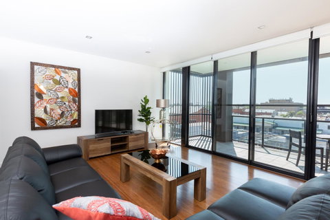 The Penthouse - Accommodation in Surfers Paradise 10