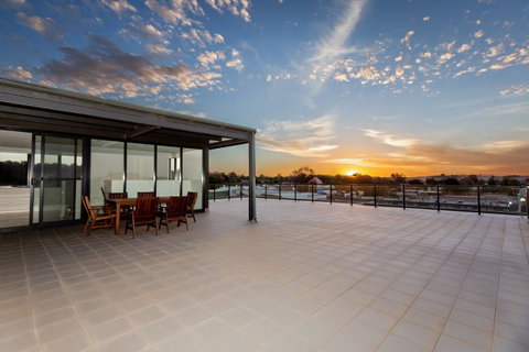 The Penthouse - Accommodation in Surfers Paradise 33