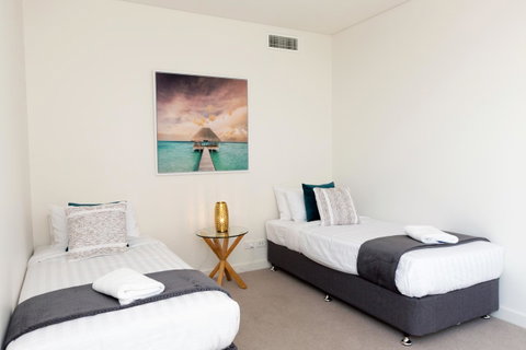 The Penthouse - Accommodation in Surfers Paradise 23