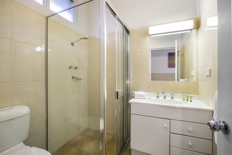 Boomerang Hotel - Accommodation in Surfers Paradise 3