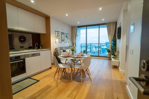 Two Bedroom Darling Harbour Apt Chinatown CBD UTS - Accommodation in Surfers Paradise 0