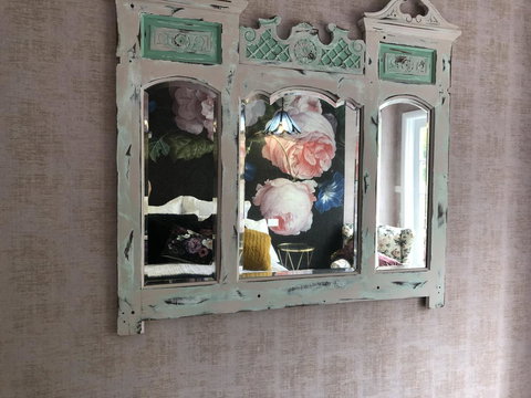 Chanticleer Gardens Barn Cottage With A Pool - Accommodation in Surfers Paradise 17