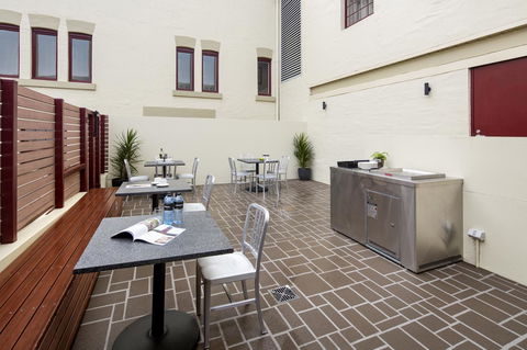 Quest Newcastle West - Accommodation in Surfers Paradise 3