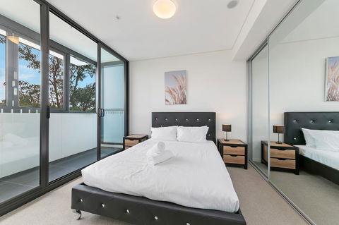 Stylish And Neat Two Bed Apartment In Wentworth Point - Accommodation in Surfers Paradise 7