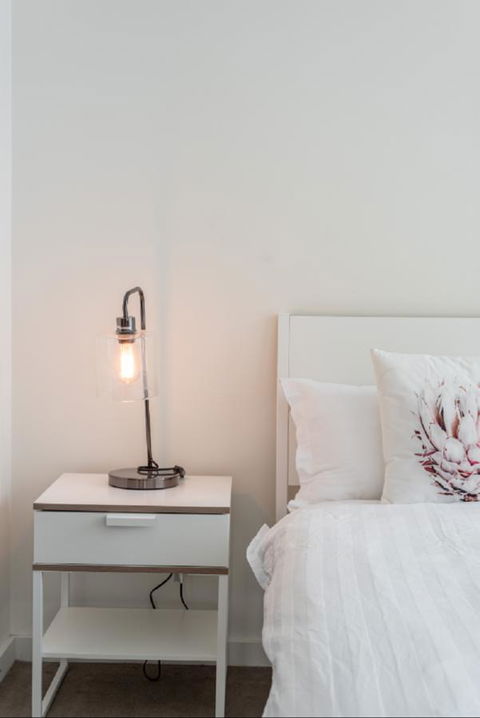 Sydney CBD Modern 2 Bedroom Apartment + Free Car Parking - Accommodation in Surfers Paradise 11