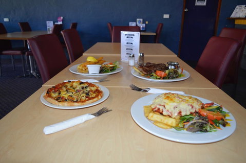 Brolga Hotel Motel - Coleambally - Accommodation in Surfers Paradise 28