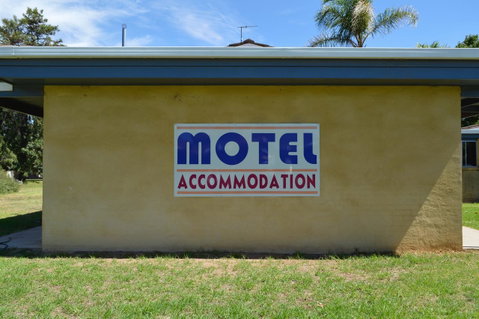 Brolga Hotel Motel - Coleambally - Accommodation in Surfers Paradise 5