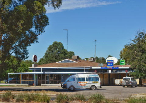 Brolga Hotel Motel - Coleambally - Accommodation in Surfers Paradise 29