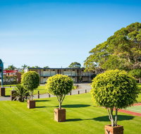 Black Dolphin Resort Motel  Apartments - Accommodation in Surfers Paradise