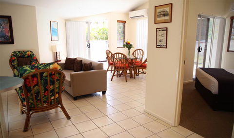 The Byron Beachcomber - Accommodation in Surfers Paradise 23