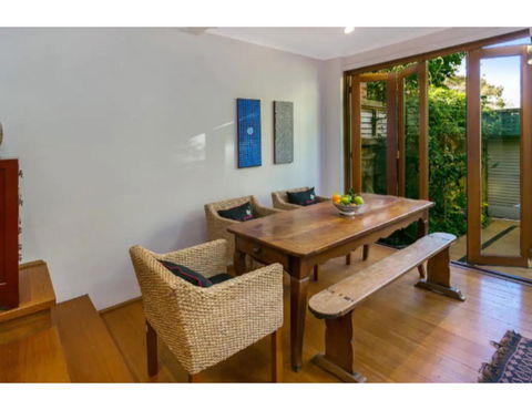 North Sydney Historic Whalers Cottage - Accommodation in Surfers Paradise 6