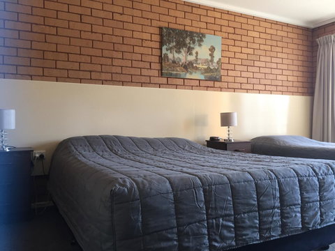 Deniliquin Motel - Accommodation in Surfers Paradise 11