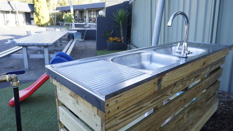 Highway Motor Inn Taree - Accommodation in Surfers Paradise 33