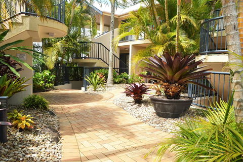 Outrigger Bay - Accommodation in Surfers Paradise 4