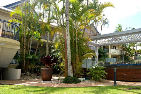 Outrigger Bay - Accommodation in Surfers Paradise 9