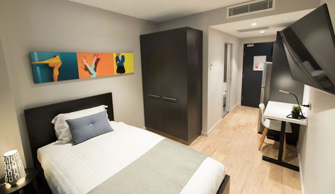Studio 8 Residences - Adults Only - Accommodation in Surfers Paradise 13