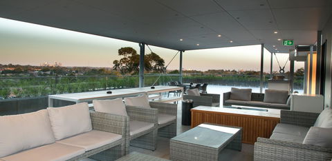 Studio 8 Residences - Adults Only - Accommodation in Surfers Paradise 7