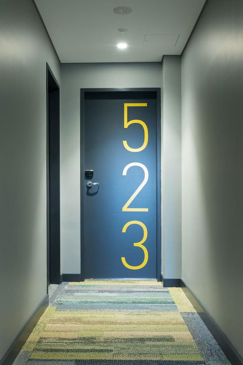 Studio 8 Residences - Adults Only - Accommodation in Surfers Paradise 20