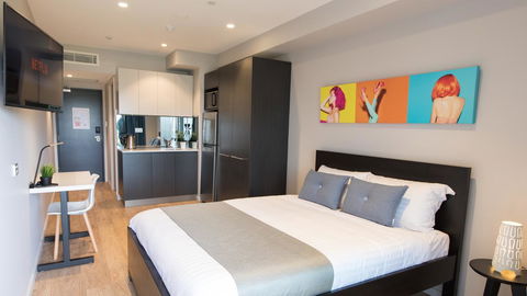 Studio 8 Residences - Adults Only - Accommodation in Surfers Paradise 1